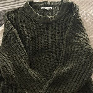 American Eagle Knit Sweater in Green